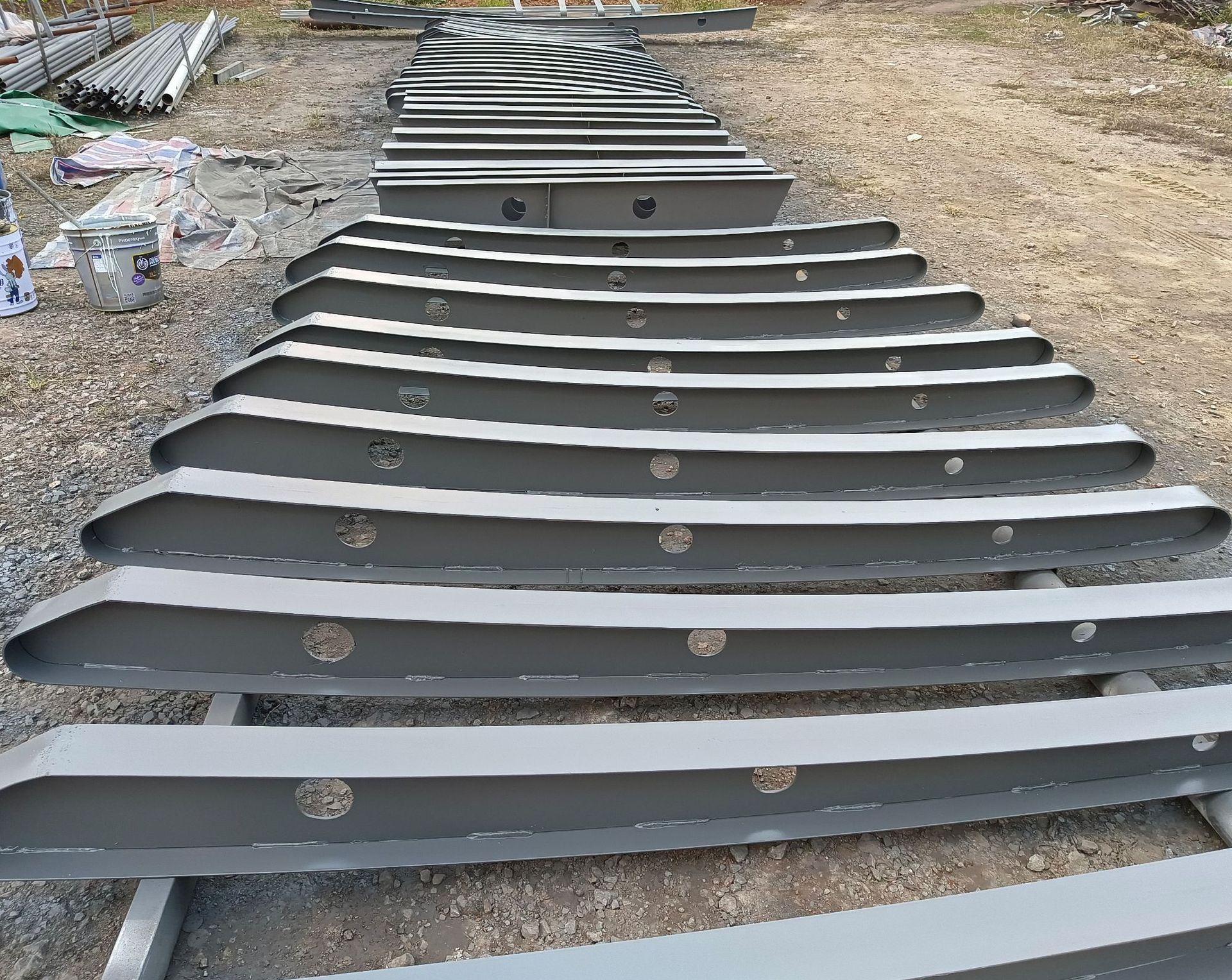 成品安装加工现场