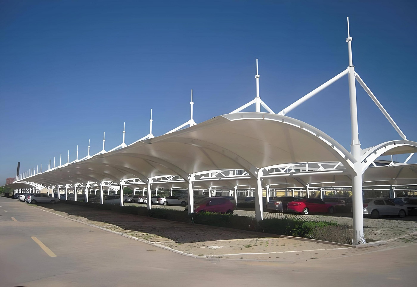 膜结构车棚如何应对冬季大风雪