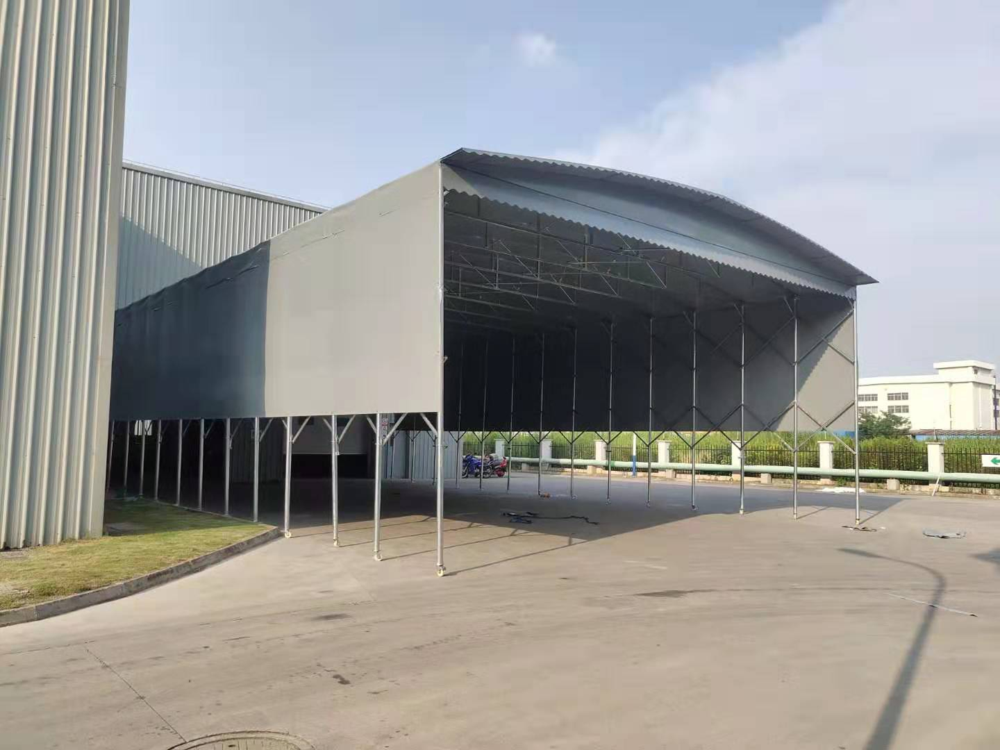 推拉雨棚的结构如何才能更加坚固